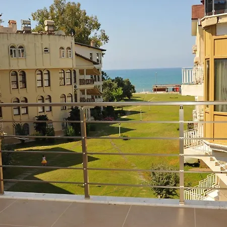Panorama Apart Deniz Manzarali Daire アパート